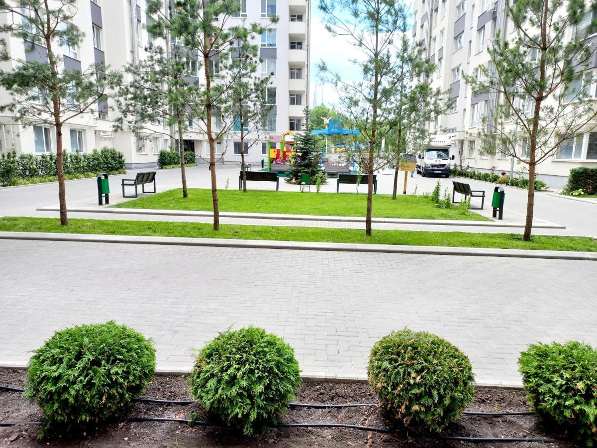 Apartament Dragut In Centrul Orasului! Chişinǎu Buitenkant foto